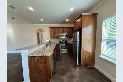 402 W Avenue C, Waxahachie, TX 75165 - Photo 11