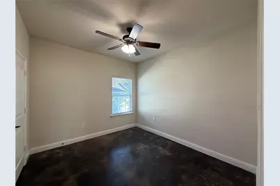 402 W Avenue C, Waxahachie, TX 75165 - Photo 21