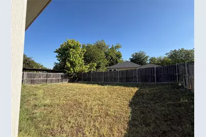 402 W Avenue C, Waxahachie, TX 75165 - Photo 31