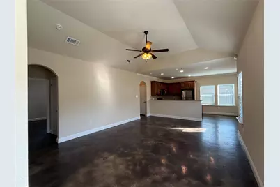 402 W Avenue C, Waxahachie, TX 75165 - Photo 7