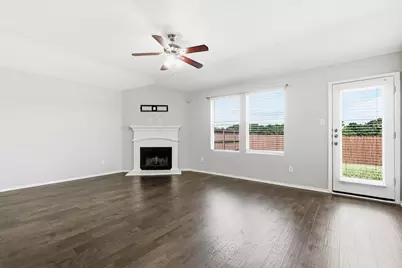 652 Lincoln Avenue, Lavon, TX 75166 - Photo 7