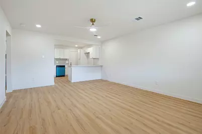 418 Dawson Circle, Grand Prairie, TX 75051 - Photo 13