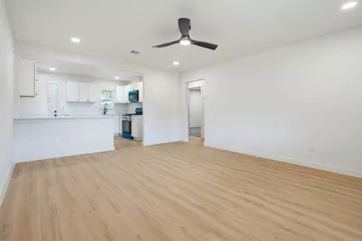 418 Dawson Circle, Grand Prairie, TX 75051 - Photo 17