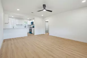 418 Dawson Cir, Grand Prairie, TX 75051 - Photo 17