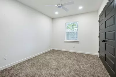 418 Dawson Circle, Grand Prairie, TX 75051 - Photo 23