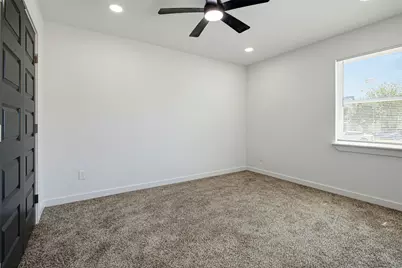 418 Dawson Circle, Grand Prairie, TX 75051 - Photo 9