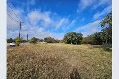 7609 John T White Road, Fort Worth, TX 76120 - Photo 3