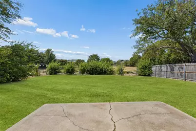 910 Quebec Drive, Garland, TX 75040 - Photo 21
