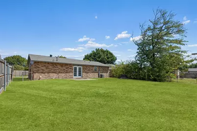 910 Quebec Drive, Garland, TX 75040 - Photo 23