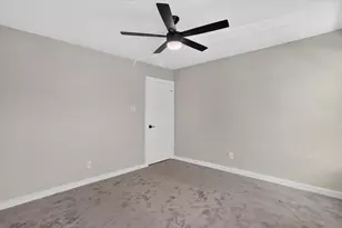 1214 E Waco Ave, Dallas, TX 75216 - Photo 17