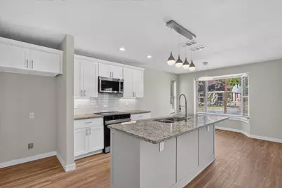 1214 E Waco Avenue, Dallas, TX 75216 - Photo 9