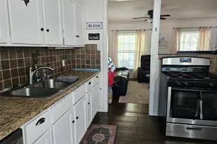 1312 W Park Row Dr, Arlington, TX 76013 - Photo 13