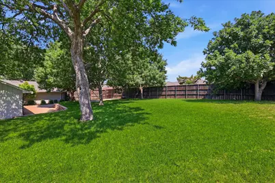 2625 Ramblewood Drive, Carrollton, TX 75006 - Photo 39
