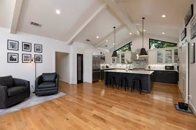 8715 Forest Hills Boulevard, Dallas, TX 75218 - Photo 17