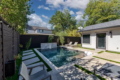 8715 Forest Hills Boulevard, Dallas, TX 75218 - Photo 3