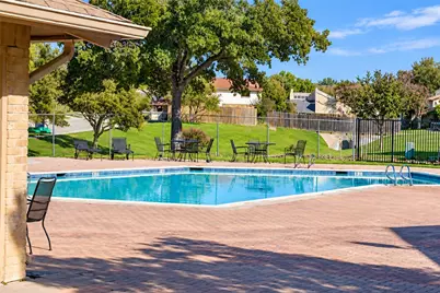 2653 Via Catalina, Carrollton, TX 75006 - Photo 23