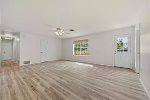400 E Murdock St, Collinsville, TX 76233 - Photo 7