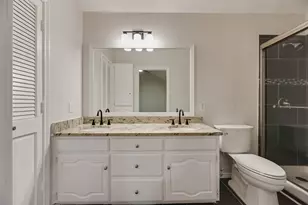 2525 W Oakdale Rd, Irving, TX 75060 - Photo 11