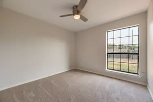 2525 W Oakdale Rd, Irving, TX 75060 - Photo 15