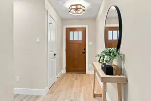 508 Oak Park Dr, Hurst, TX 76053 - Photo 5