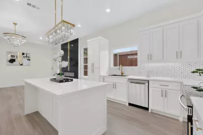 1717 Pear Street, Dallas, TX 75215 - Photo 9