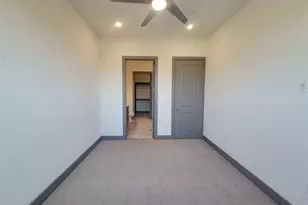 2700 Old Denton Rd, Carrollton, TX 75007 - Photo 13