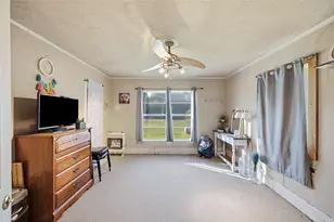 1207 N Interstate Hwy 45, Ennis, TX 75119 - Photo 23