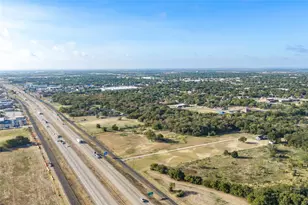 1207 N Interstate Hwy 45, Ennis, TX 75119 - Photo 9