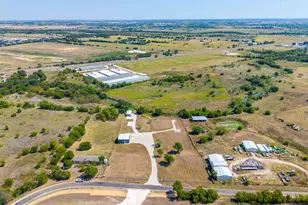 9210 County Rd 1229, Godley, TX 76044 - Photo 35