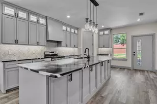 2740 Canton Dr, Fort Worth, TX 76112 - Photo 9