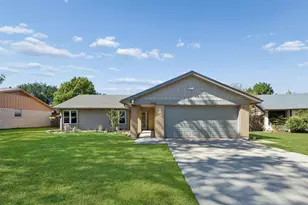 2023 Inverness Dr, Carrollton, TX 75007 - Photo 1