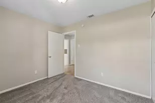 2023 Inverness Dr, Carrollton, TX 75007 - Photo 27