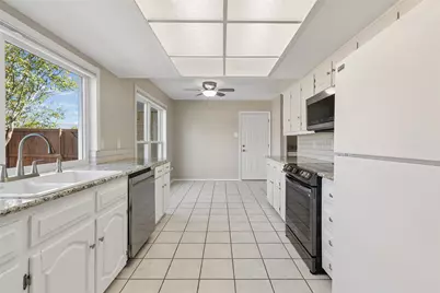 2023 Inverness Drive, Carrollton, TX 75007 - Photo 11