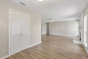 2023 Inverness Dr, Carrollton, TX 75007 - Photo 7