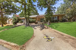 609 Ambassador St, Denison, TX 75020 - Photo 39