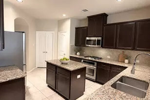 112 Rustic Oak Ln, McKinney, TX 75072 - Photo 7