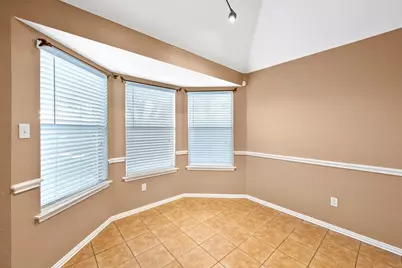 309 Shane Lane, Burleson, TX 76028 - Photo 7