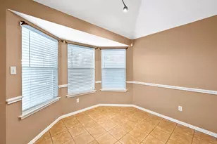 309 Shane Ln, Burleson, TX 76028 - Photo 7