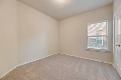 18 Auburn Drive, Edgecliff Village, TX 76134 - Photo 31