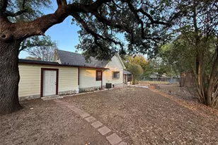 307 Mission St, Glen Rose, TX 76043 - Photo 7