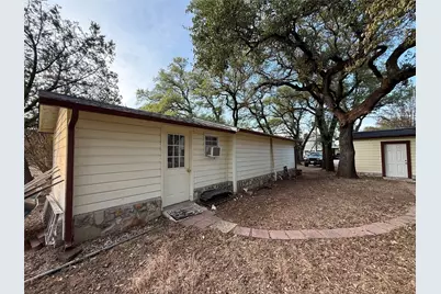 307 Mission Street, Glen Rose, TX 76043 - Photo 23