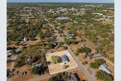 915 S Miller Street, Breckenridge, TX 76424 - Photo 29