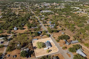 915 S Miller St, Breckenridge, TX 76424 - Photo 29
