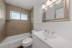 3812 Acree St, Beverly Hills, TX 76711 - Photo 7