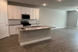 905 Suma Dr, Euless, TX 76040 - Photo 3