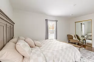 916 Acorn St, Bedford, TX 76022 - Photo 17