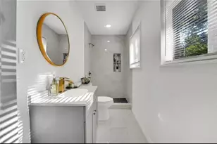 916 Acorn St, Bedford, TX 76022 - Photo 27