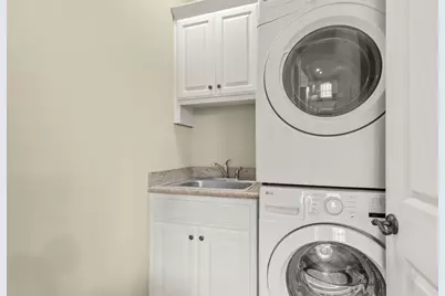5801 Hillcrest Avenue #09, University Park, TX 75205 - Photo 13