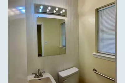 301 Walnut Avenue, Azle, TX 76020 - Photo 7