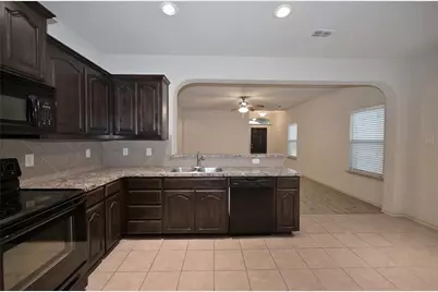 5921 Comanche Peak Drive, Fort Worth, TX 76179 - Photo 7